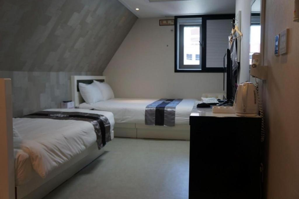 Novalus Tourist Hotel Сеул Екстер'єр фото