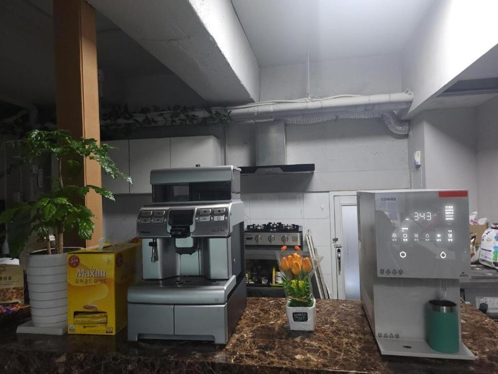 Novalus Tourist Hotel Сеул Екстер'єр фото
